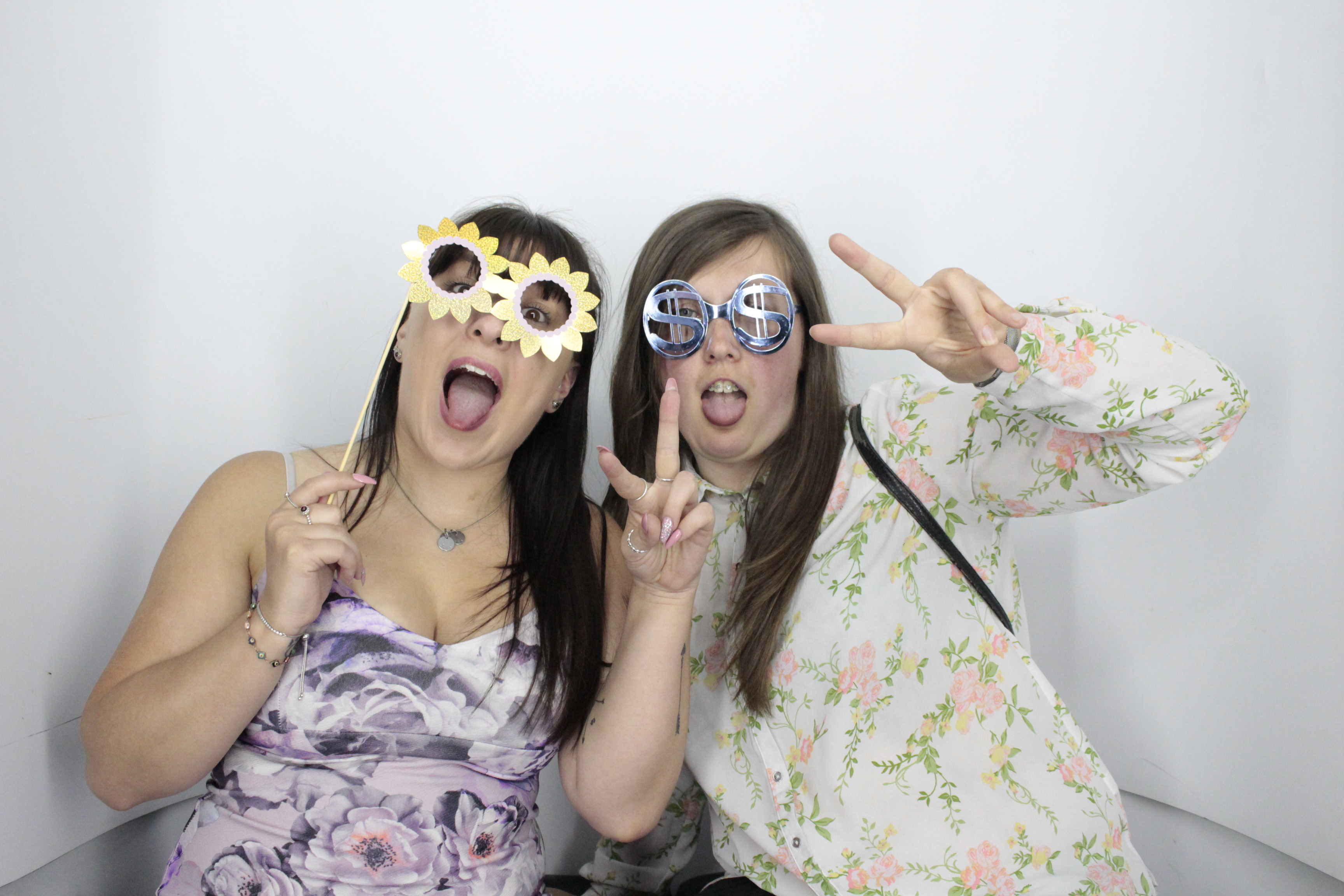 Ian & Angie’s wedding  | View more photos from the event at gallery.myphotoboothexperience.co.uk/u/MyPhotoBoothExperienceLtd/Ian-Angie’s-wedding